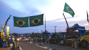 Manifestação em Assis Chateaubriand completa 21 dias e patriotas seguem confiantes