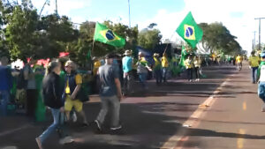 Patriotas de corpo, alma, sangue e coração, verde e amarelo