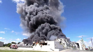 Incêndio destrói Loja da Havan na Bahia