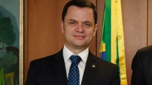 Urgente! Moraes determina e PF faz operação para prender ex-ministro de Bolsonaro