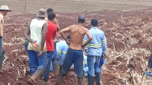 Raio atinge e mata trabalhador em área rural de Ivaté