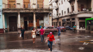 Por falta de combustível desfile do Dia do Trabalhador é adiado em Cuba