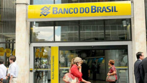 Banco do Brasil irá patrocinar Parada Gay e lançar cartão para trans