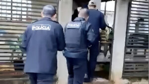 Polícia Civil deflagra operação e cumpre mandados em Guaíra e Curitiba