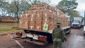 BPFron apreende cigarros em depósito clandestino no interior de Mercedes