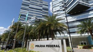 Polícia Federal investiga vaquinha on-line para matar Lula