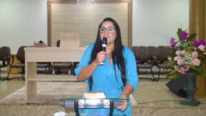 Psicanalista Susana Correa ministra palestra sobre depressão, em Assis Chateaubriand (Vídeos e fotos)