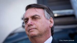 Ao ser perguntado sobre o atentado contra Donald Trump, Bolsonaro largou o “aço” (Vídeo)