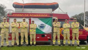 Bombeiros do Paraná são homenageados no Feriado Farroupilha no Rio Grande do Sul