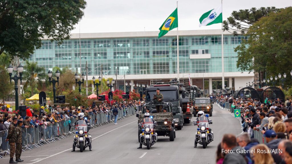 Cerca de 6,2 mil pessoas devem desfilar no dia 7 de setembro, em Curitiba