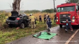 Policial civil e o marido morrem em acidente no Parana (Vídeo)